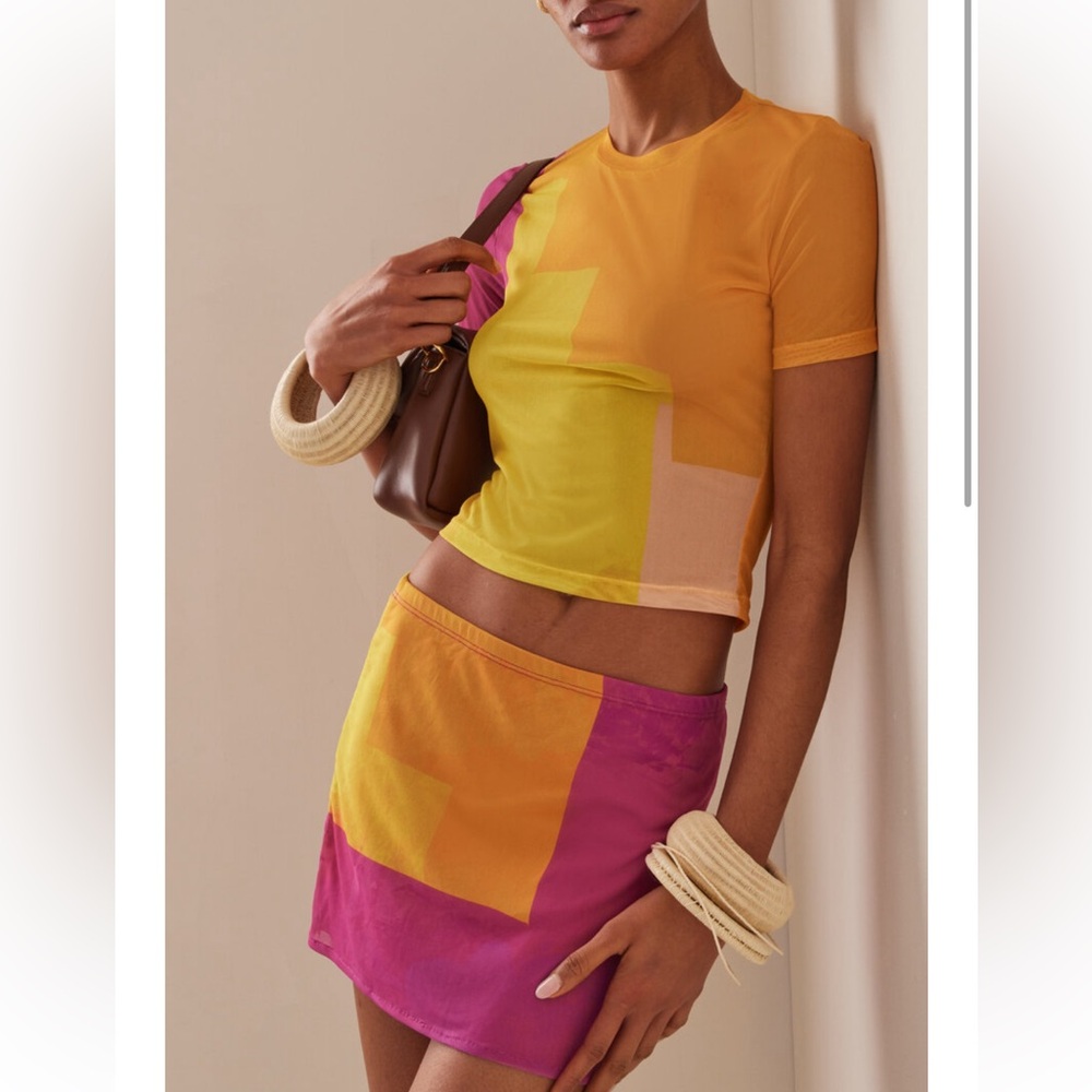 House of Aama Colorful Gradient SET Short Sleeve Top and Mini Skirt